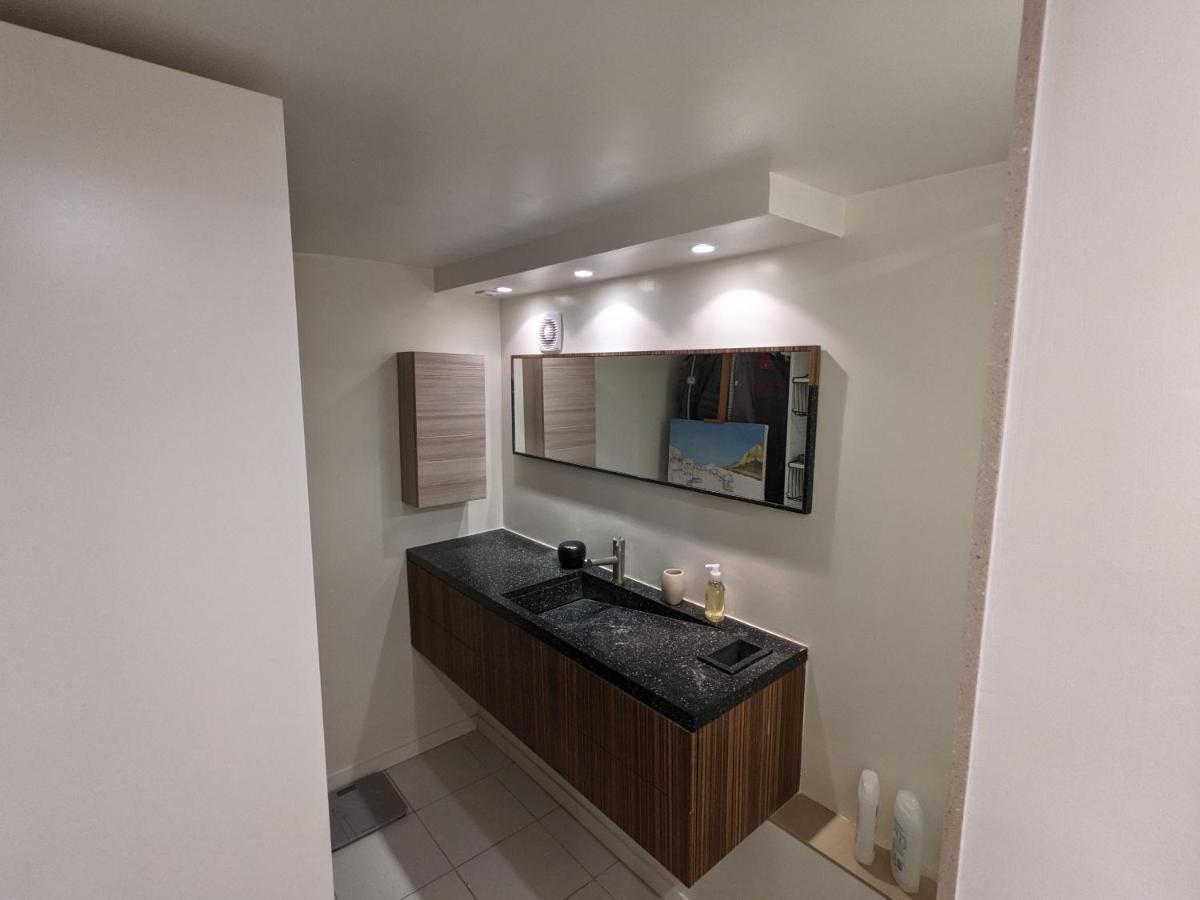 Apartment Studio Independant, Acces Piscine Le Castellet (Var)